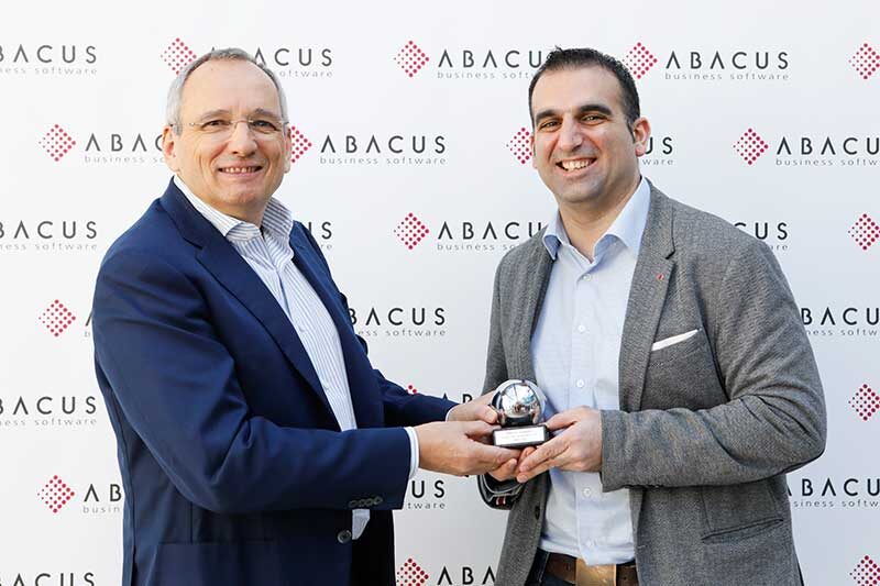 OBT als erfolgreichster Abacus-Vertriebsparter 2017 ausgezeichnet